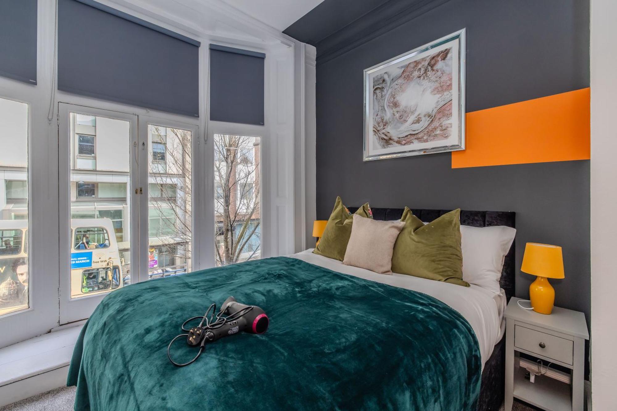 2 Bedroom Flat Next To Brighton Station & Beach I Sleep 8 Guests المظهر الخارجي الصورة