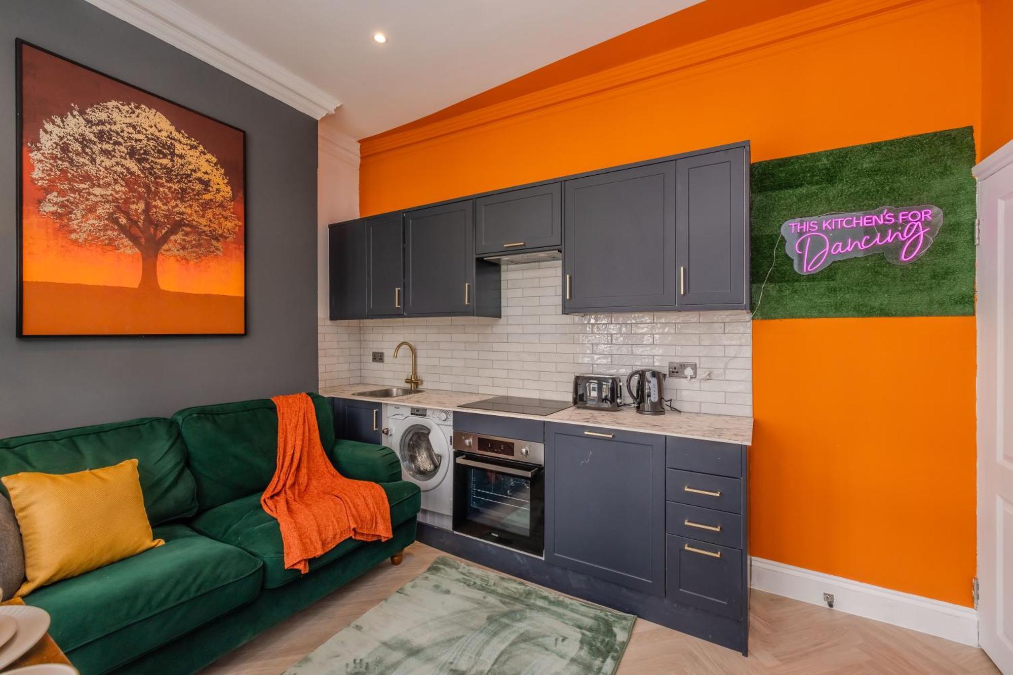 2 Bedroom Flat Next To Brighton Station & Beach I Sleep 8 Guests المظهر الخارجي الصورة