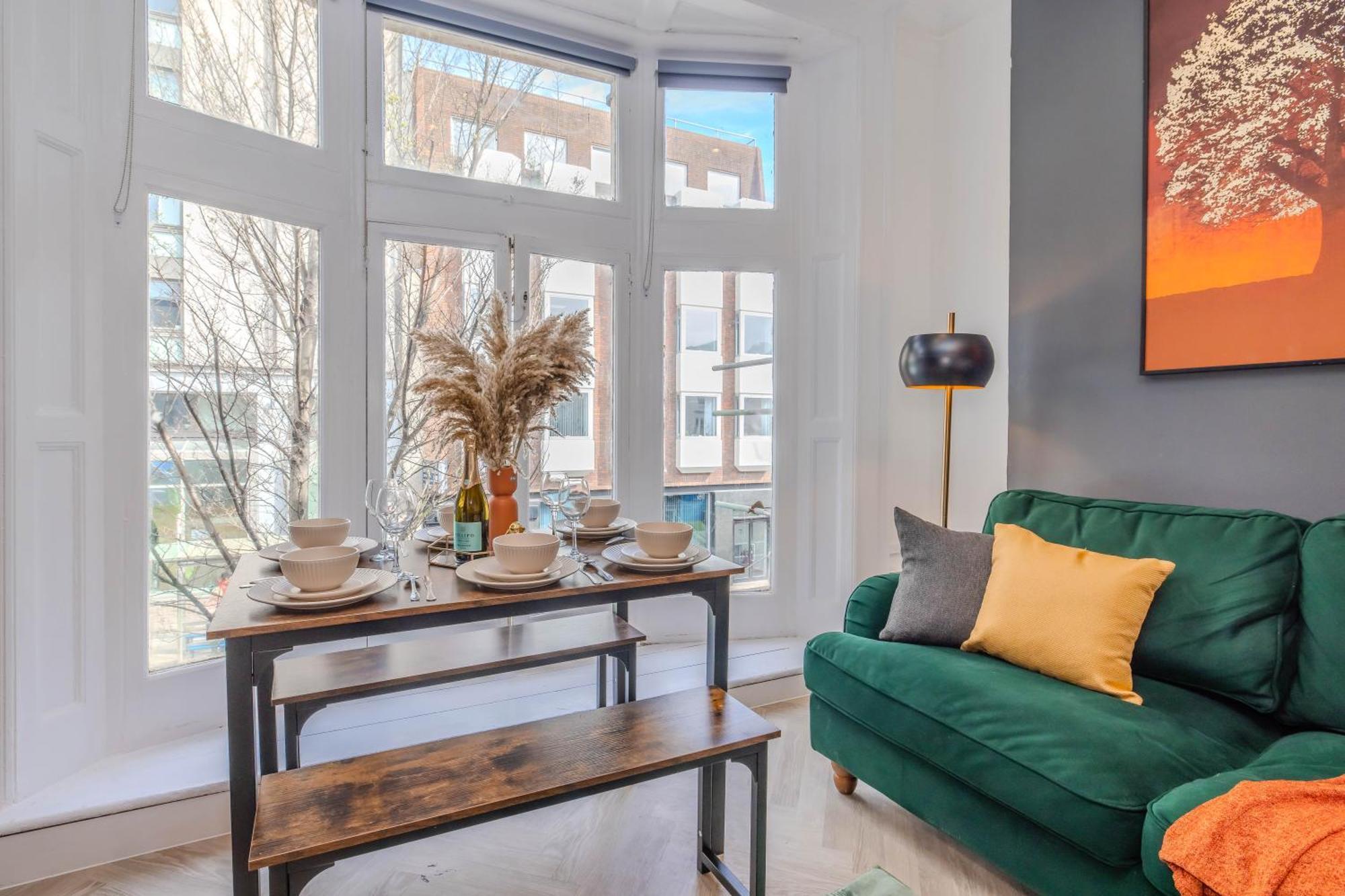2 Bedroom Flat Next To Brighton Station & Beach I Sleep 8 Guests المظهر الخارجي الصورة